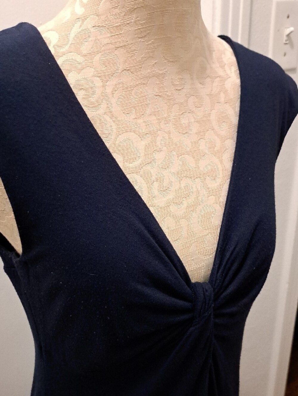Express Navy Twist-Knot Midi Dress - Picture 5 of 12